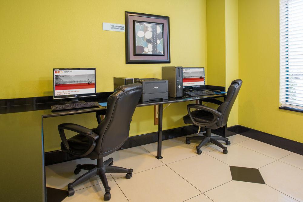 Holiday Inn Express & Suites Tell City By Ihg Exterior photo