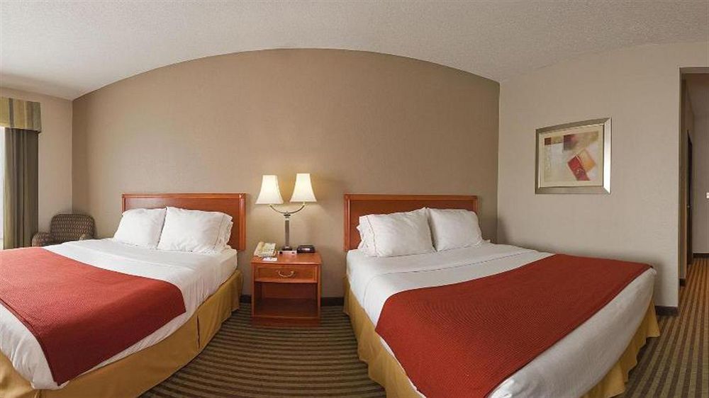 Holiday Inn Express & Suites Tell City By Ihg Exterior photo