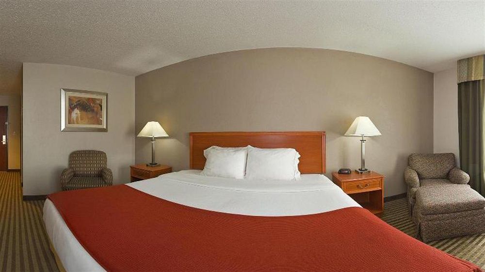 Holiday Inn Express & Suites Tell City By Ihg Exterior photo