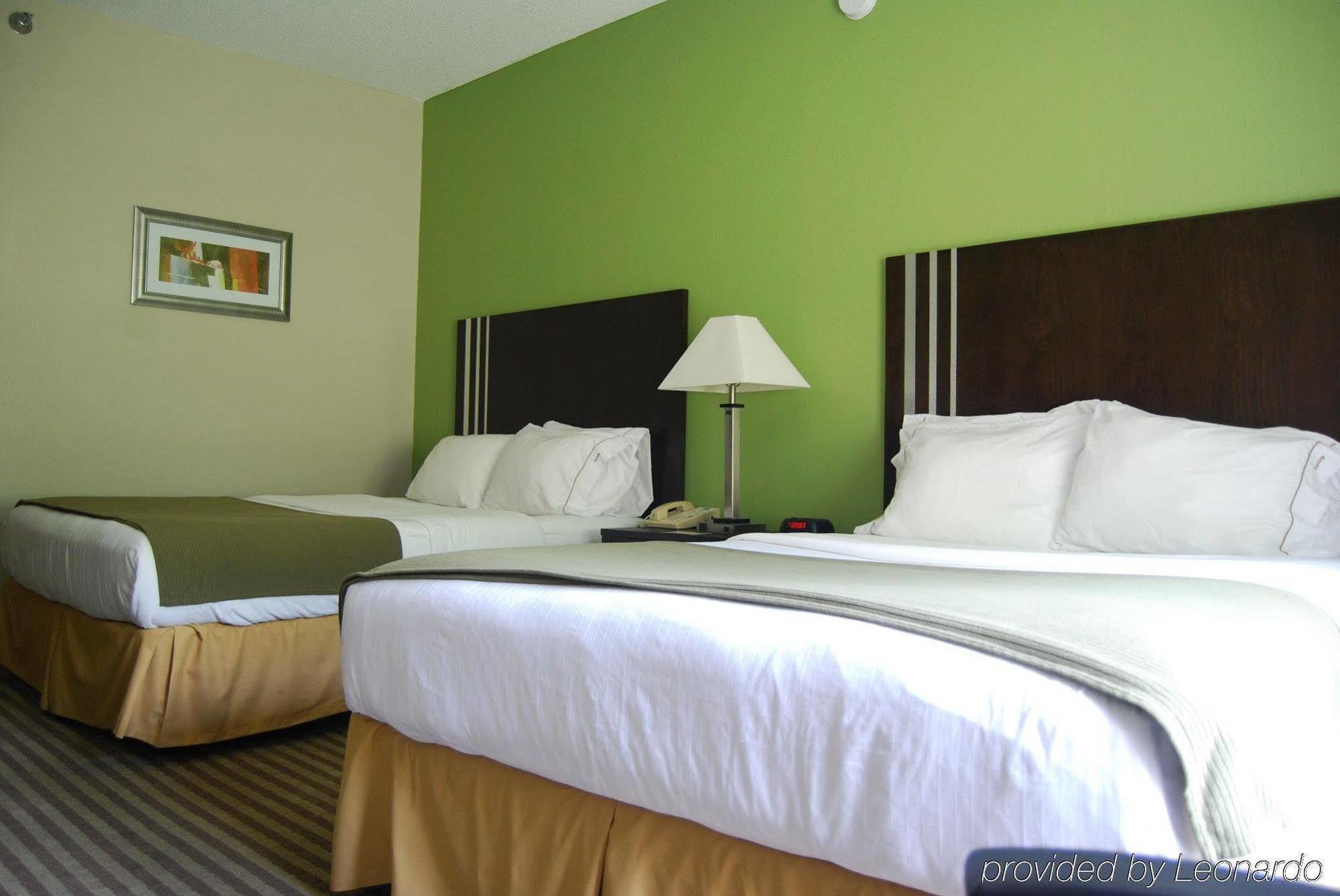 Holiday Inn Express & Suites Tell City By Ihg Exterior photo
